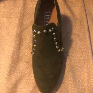 Super cute fabric work shoes size 6